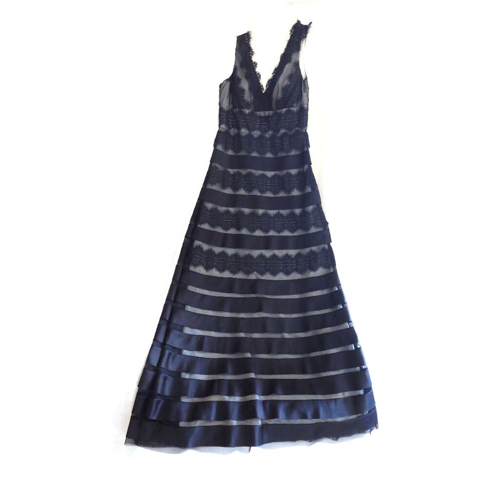 JS Collections Empire Waist V-Neckline Lace Black & Cream Long Dress Size 12.